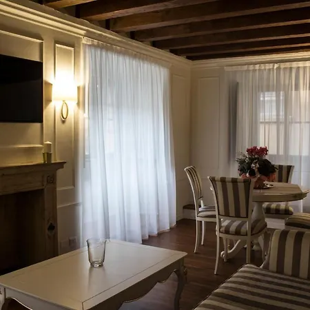 Cavour44 - Palazzo Canossa Verona Exterior photo