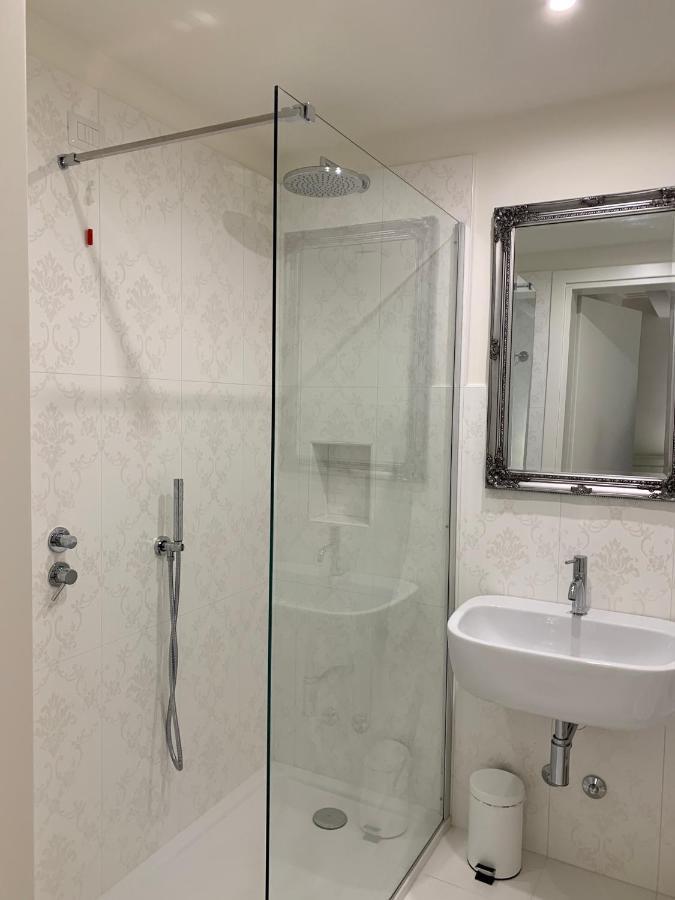 Apartment Cavour44 - Palazzo Canossa *