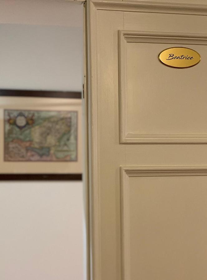 Cavour44 - Palazzo Canossa Apartment Verona