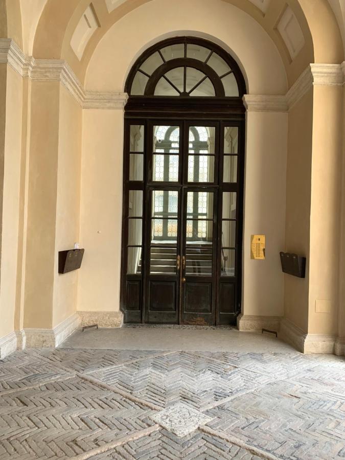 Apartment Cavour44 - Palazzo Canossa