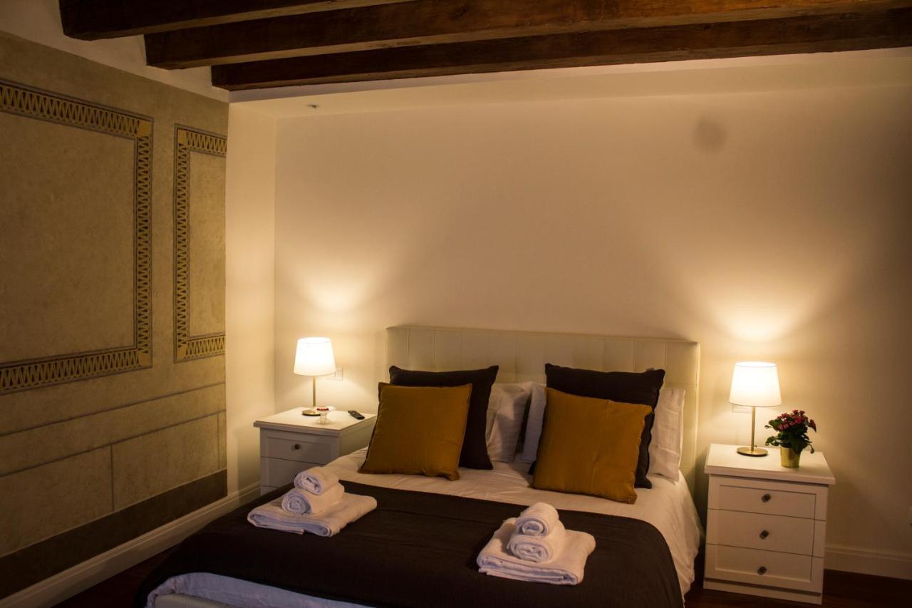 Apartment Cavour44 - Palazzo Canossa *
