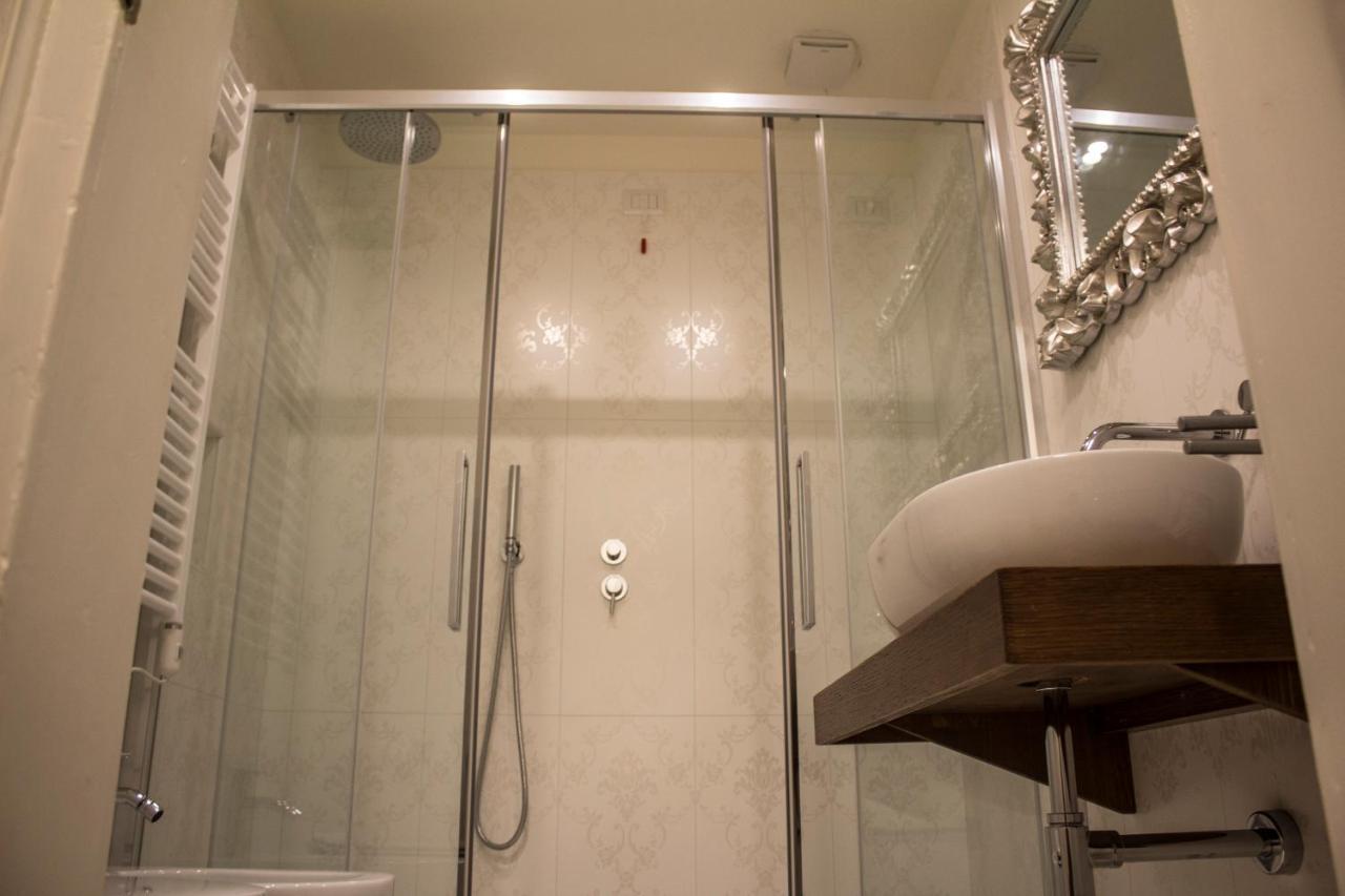 Apartment Cavour44 - Palazzo Canossa *